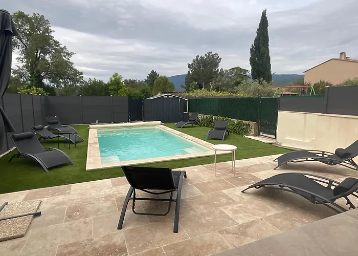 Gite Au Pied Du Ventoux